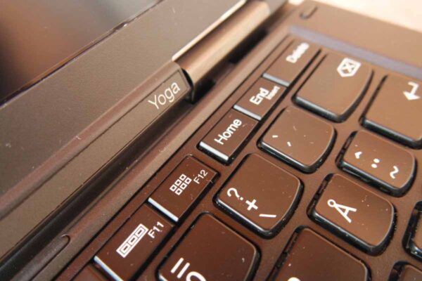 Lenovo Thinkpad S1 Yoga laptop
