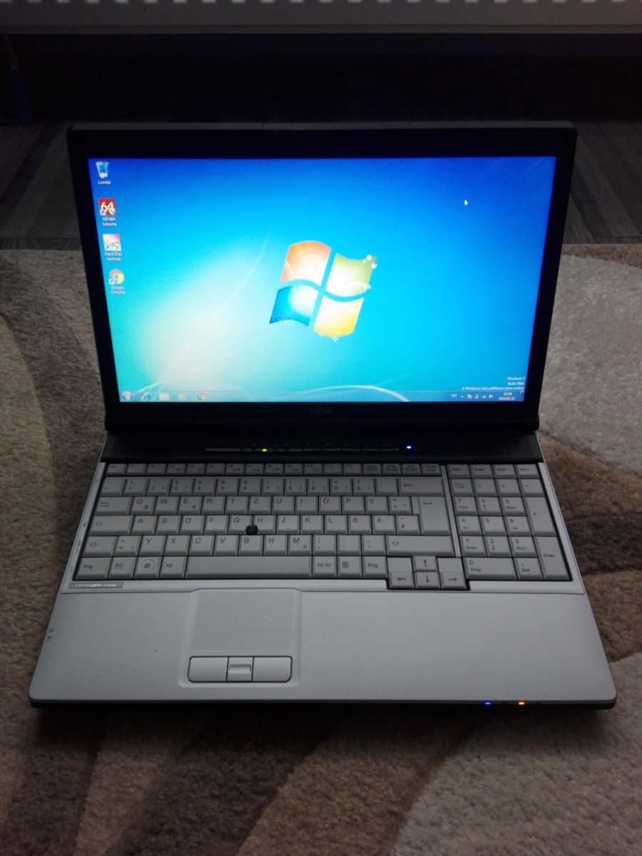 Fujitsu Lifebook E751
