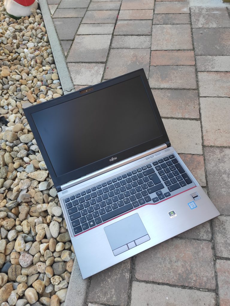 Écran LCD 4K UHD 15,6" Avec Caméra Pour Fujitsu Celsius H770 - Module D'Occasion